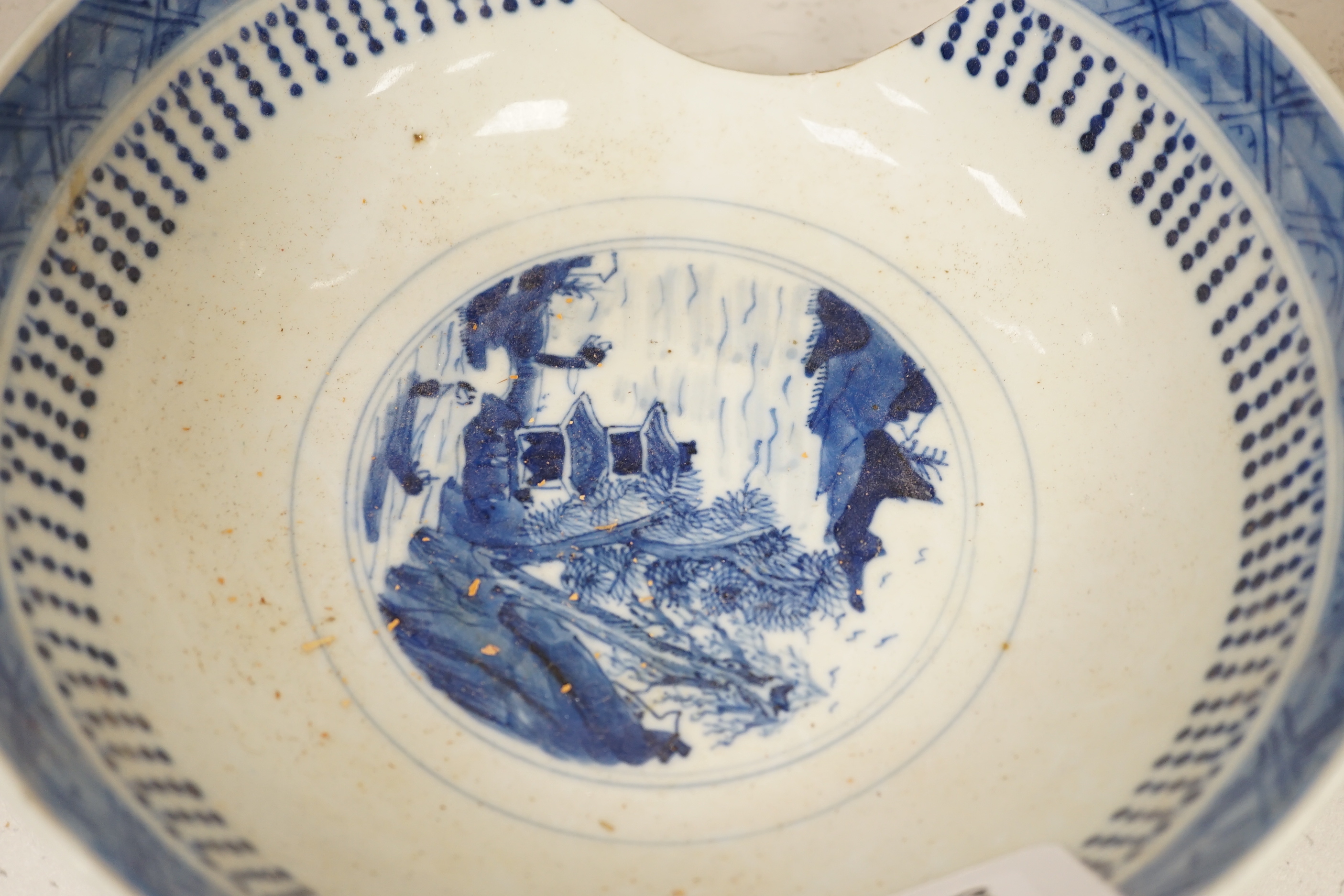 Two 19th century Chinese blue and white bowls (a.f)